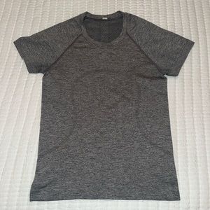 lululemon swiftly tech race length size 4 🩶🩶